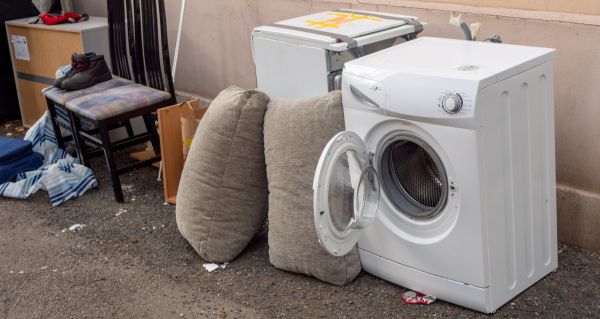 Washer Dryer Disposal in Edmonds